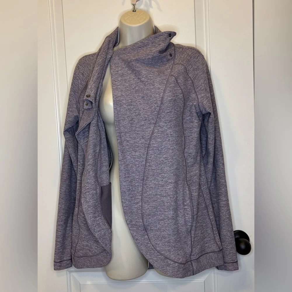 Lululemon RULU Rally Wrap - Picture 7 of 13